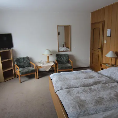 Haus Am See - Und Ferienwohnung Winterberg